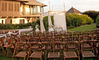 wedding-wood-chairs-day